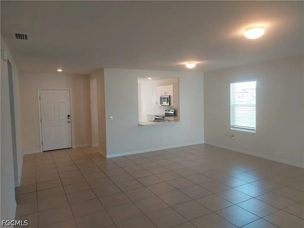 326 SW 24th Place Cape Coral FL 33991