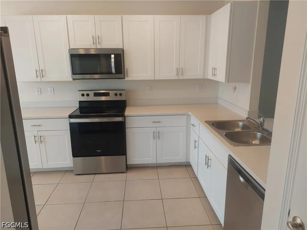 326 SW 24th Place Cape Coral FL 33991