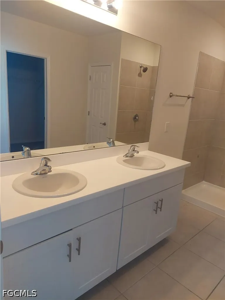 326 SW 24th Place Cape Coral FL 33991