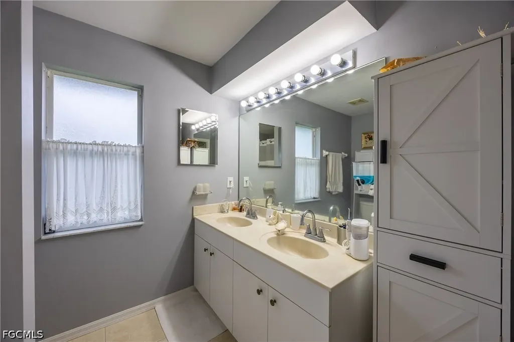 4201 6th Street W Lehigh Acres FL 33971
