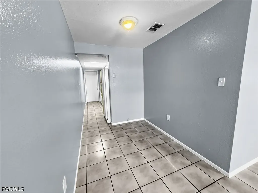 6617 Warwick Circle Fort Myers FL 33919