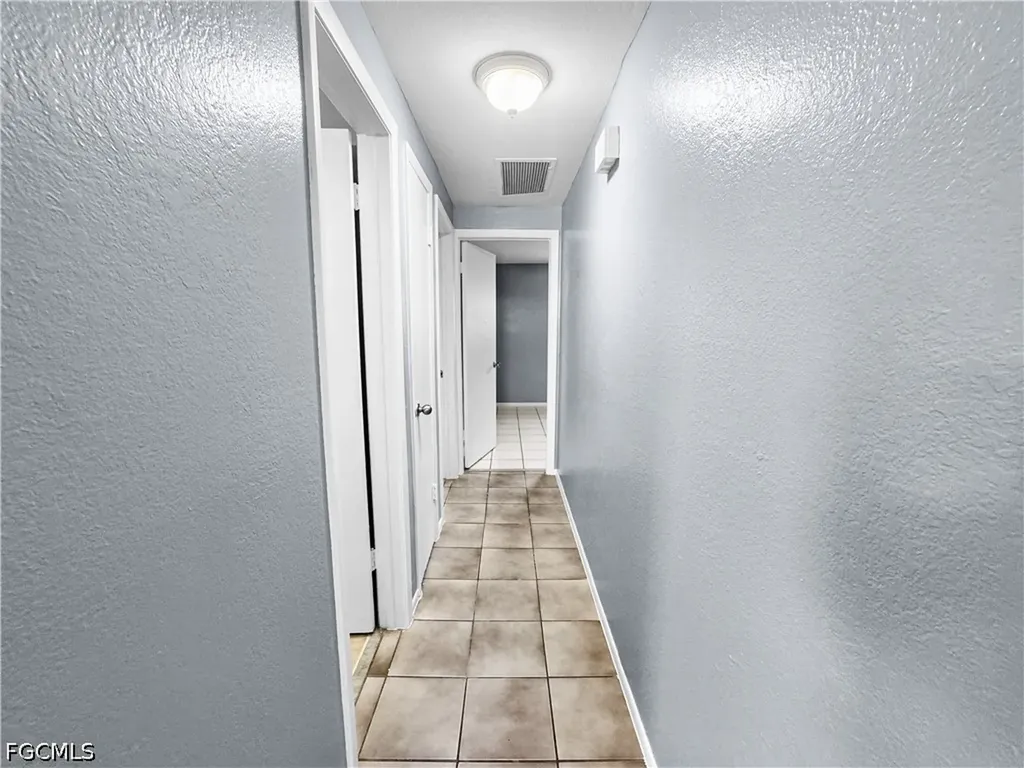 6617 Warwick Circle Fort Myers FL 33919