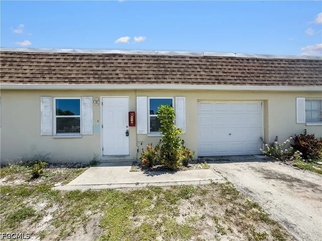 6617 Warwick Circle Fort Myers FL 33919