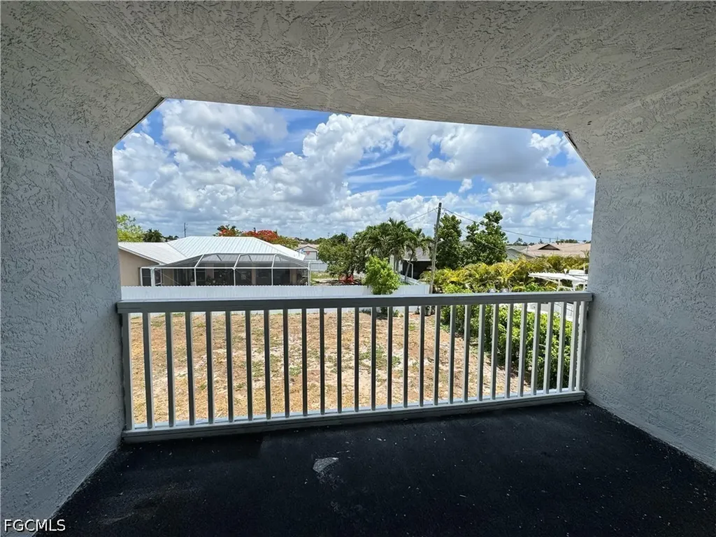 429 SW 44th Street Cape Coral FL 33914