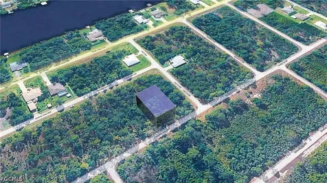 436 Aerostar Avenue NW Lake Placid FL 33852