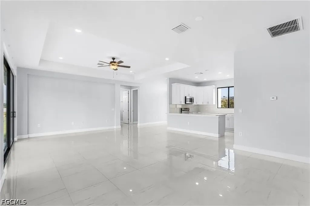 2602 Diplomat Parkway W Cape Coral FL 33993