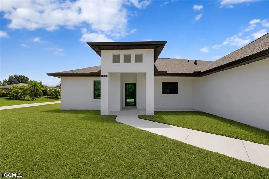 6156 Hughes Avenue Fort Myers FL 33905