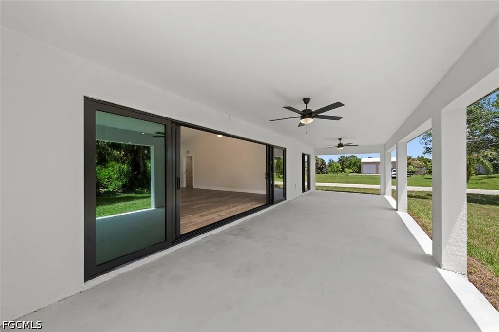 6156 Hughes Avenue Fort Myers FL 33905
