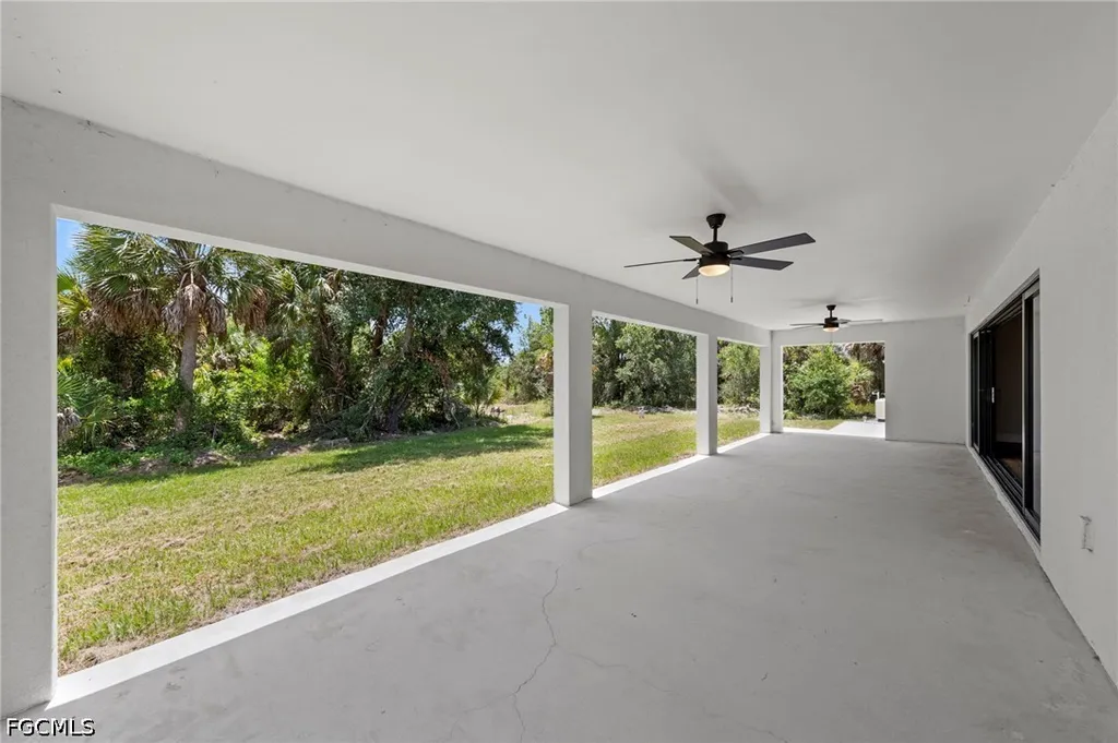 6156 Hughes Avenue Fort Myers FL 33905