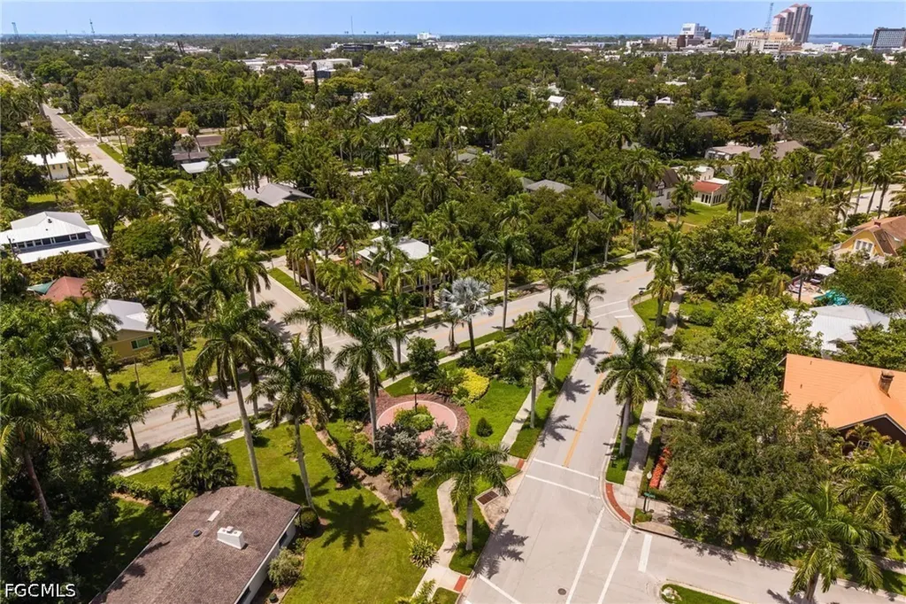 2644 Providence Street Fort Myers FL 33916