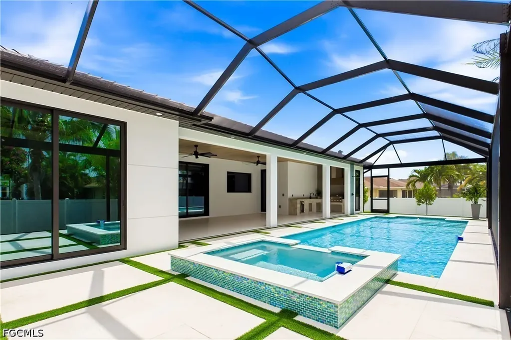 2315 SW 50th Lane Cape Coral FL 33914