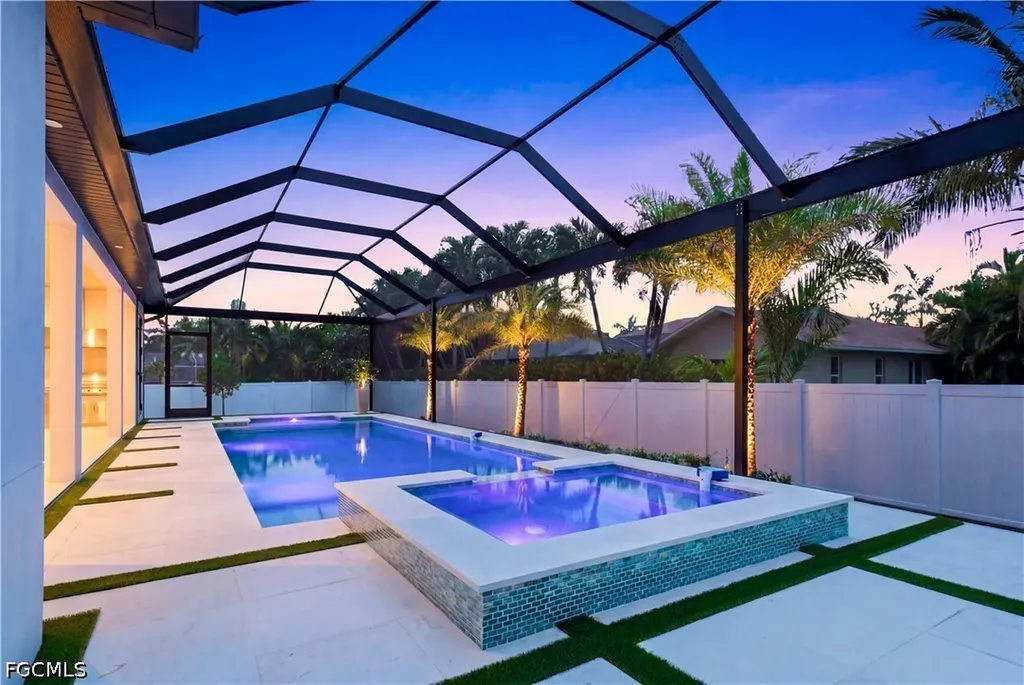2315 SW 50th Lane Cape Coral FL 33914