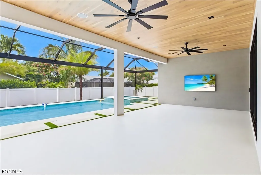 2315 SW 50th Lane Cape Coral FL 33914