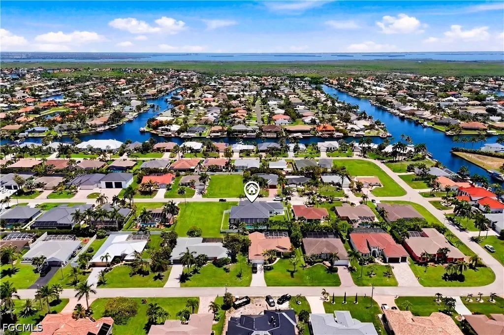 2315 SW 50th Lane Cape Coral FL 33914