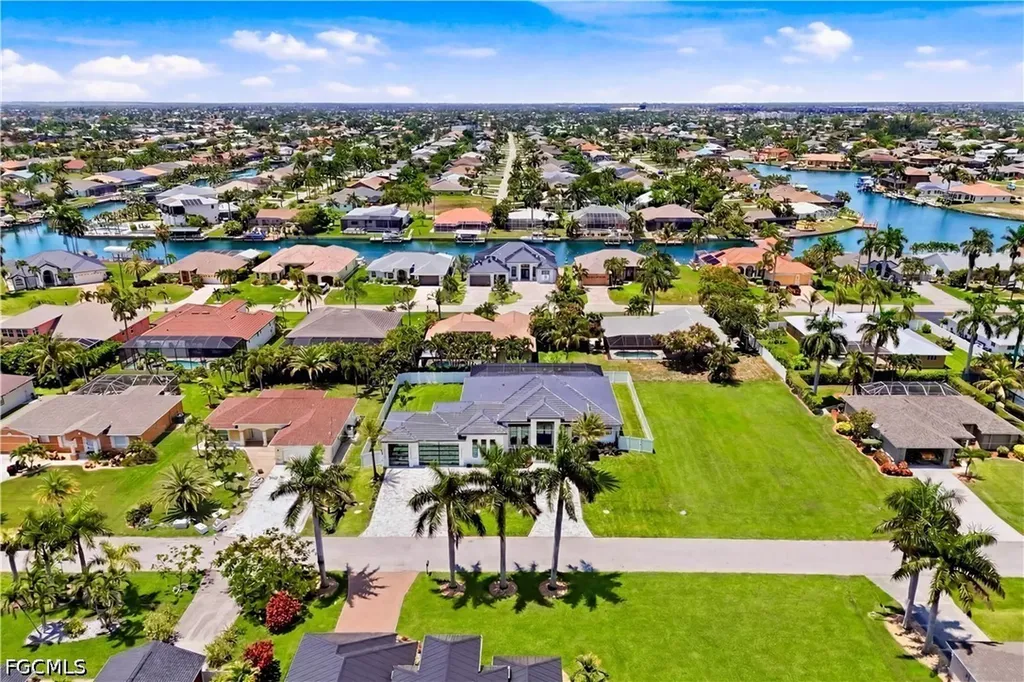2315 SW 50th Lane Cape Coral FL 33914