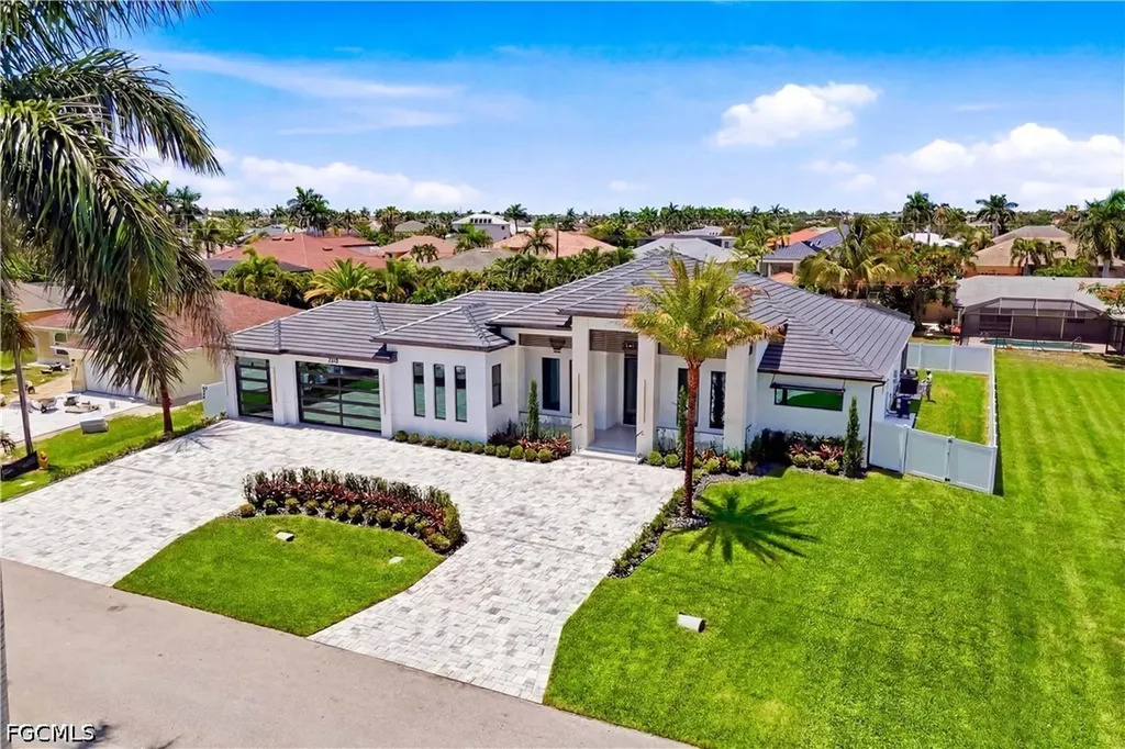 2315 SW 50th Lane Cape Coral FL 33914