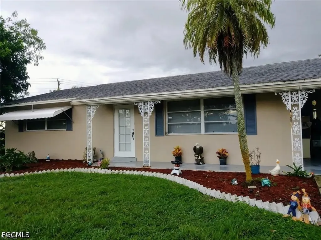 312 Grovewood Avenue S Lehigh Acres FL 33936