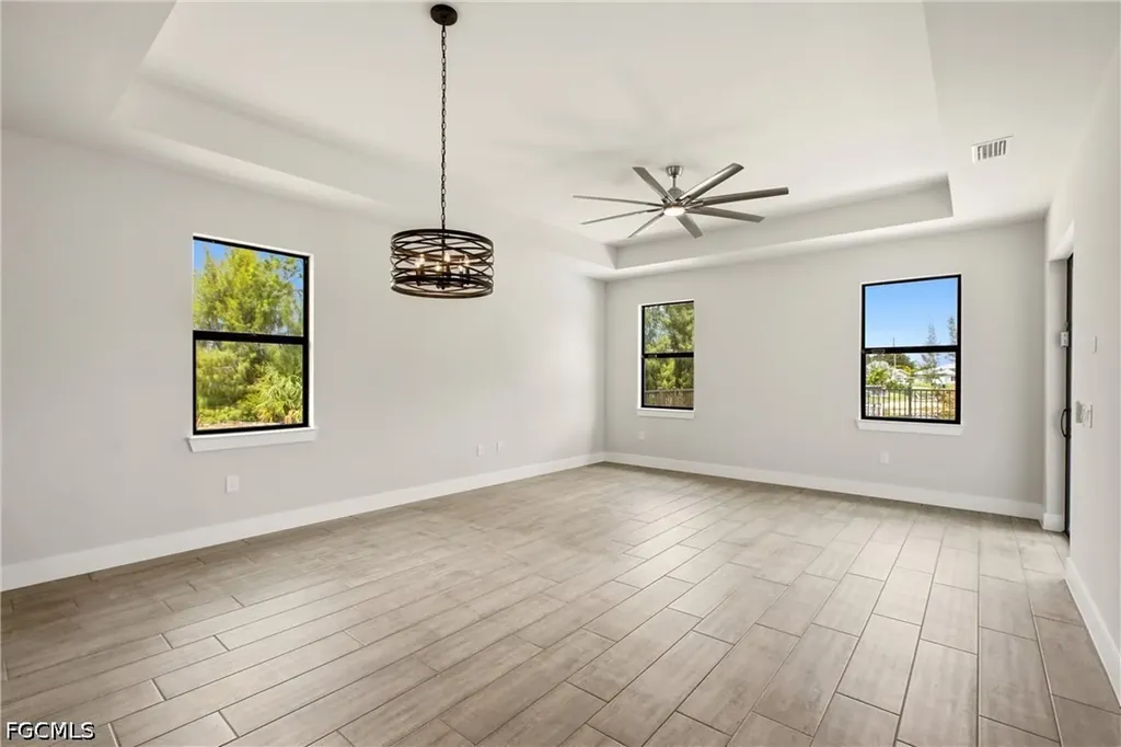 3518 NE 21st Place Cape Coral FL 33909