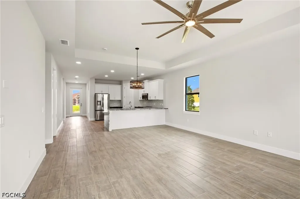 3518 NE 21st Place Cape Coral FL 33909