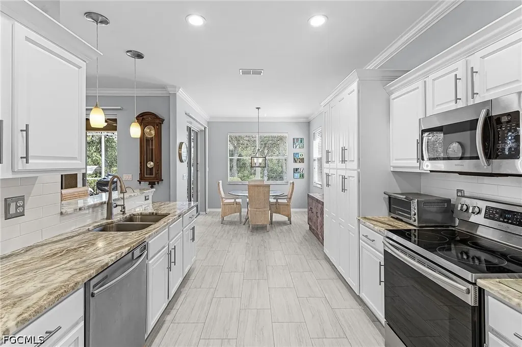9262 Palm Island Circle North Fort Myers FL 33903