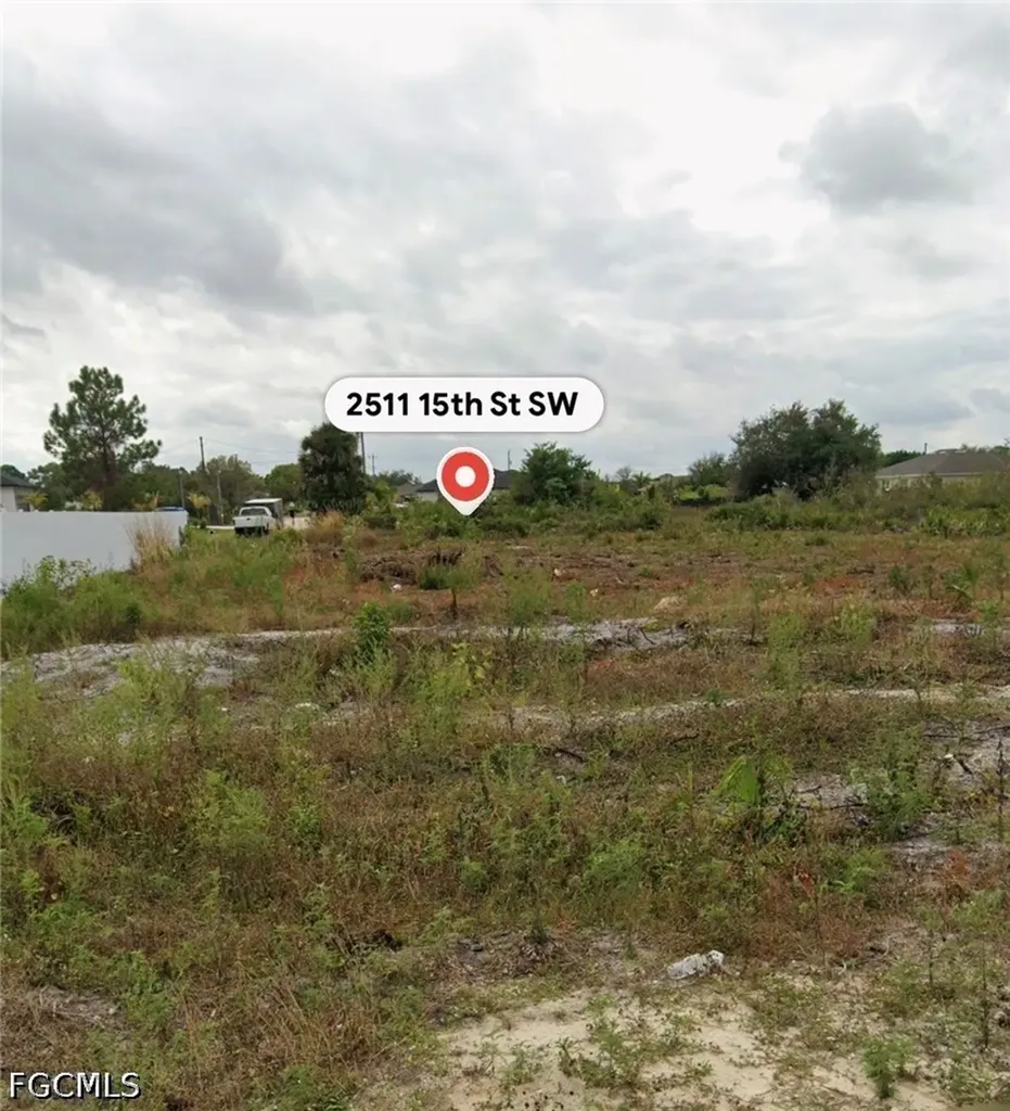 2511 15th Street SW Lehigh Acres FL 33976