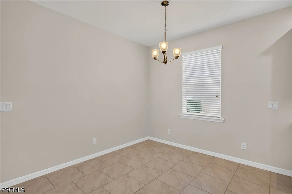 3000 Sunset Pointe Circle Cape Coral FL 33914