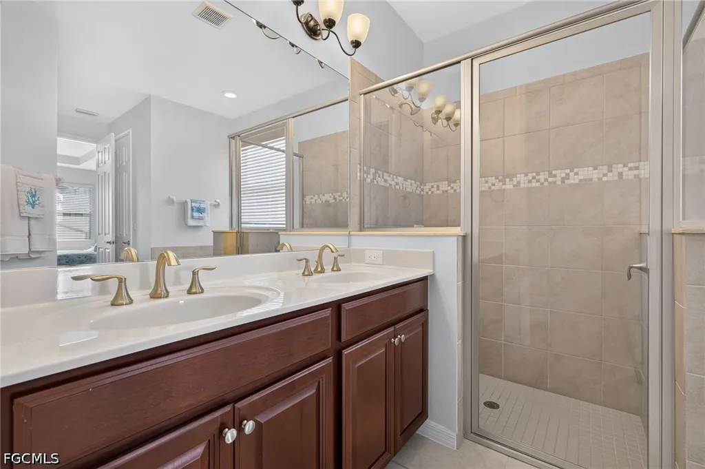 3000 Sunset Pointe Circle Cape Coral FL 33914
