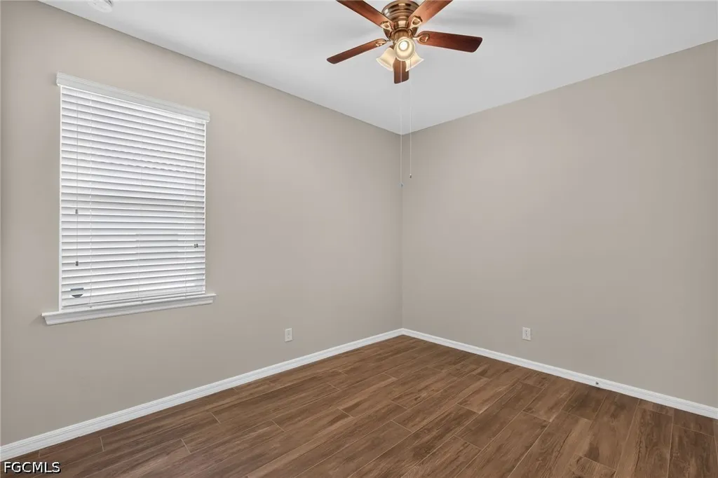 3000 Sunset Pointe Circle Cape Coral FL 33914