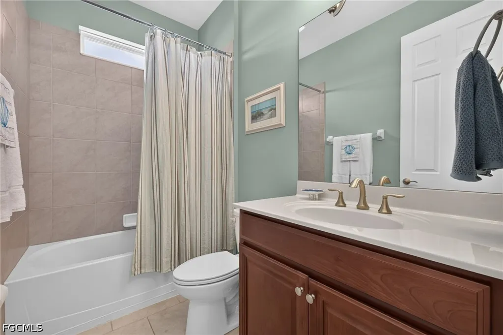3000 Sunset Pointe Circle Cape Coral FL 33914