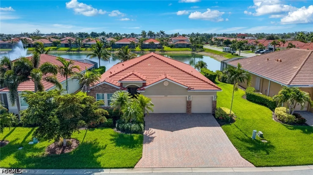 3000 Sunset Pointe Circle Cape Coral FL 33914