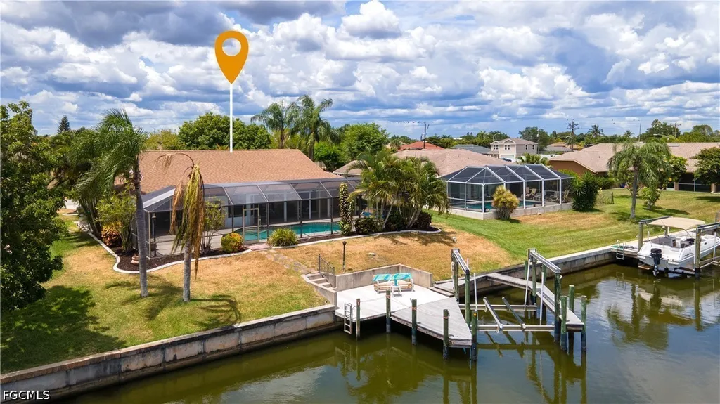 618 W Archer Parkway Cape Coral FL 33904