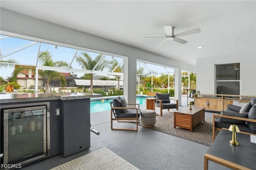 5227 SW 11th Place Cape Coral FL 33914