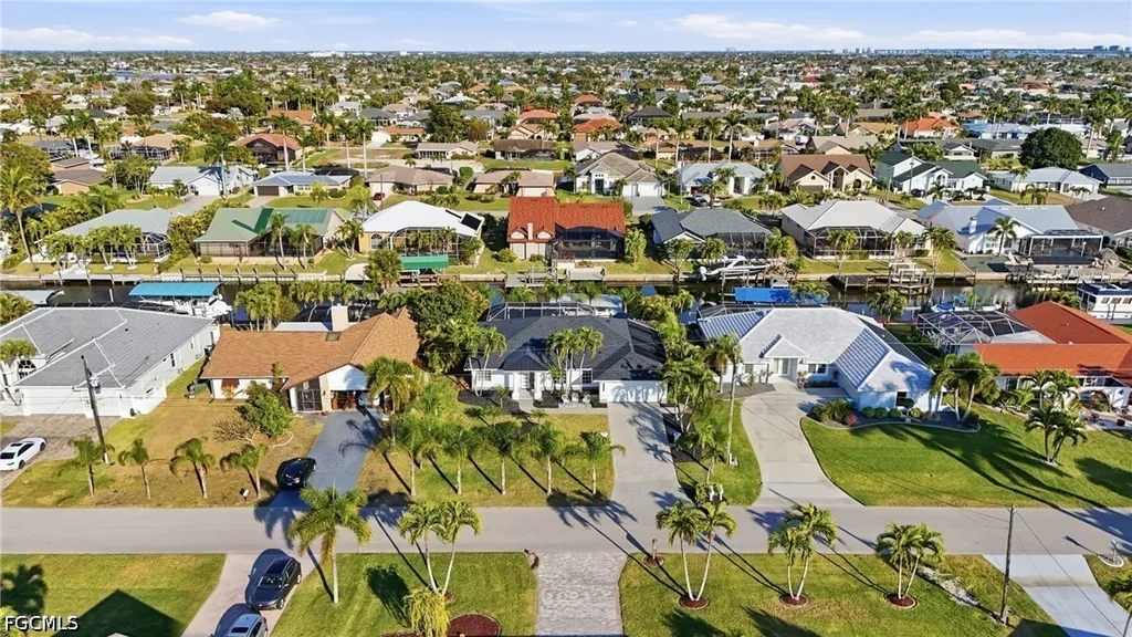 5227 SW 11th Place Cape Coral FL 33914