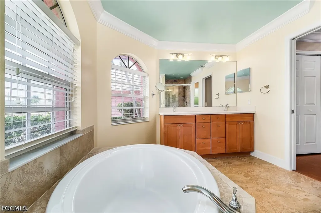 1303 SW 43rd Lane Cape Coral FL 33914