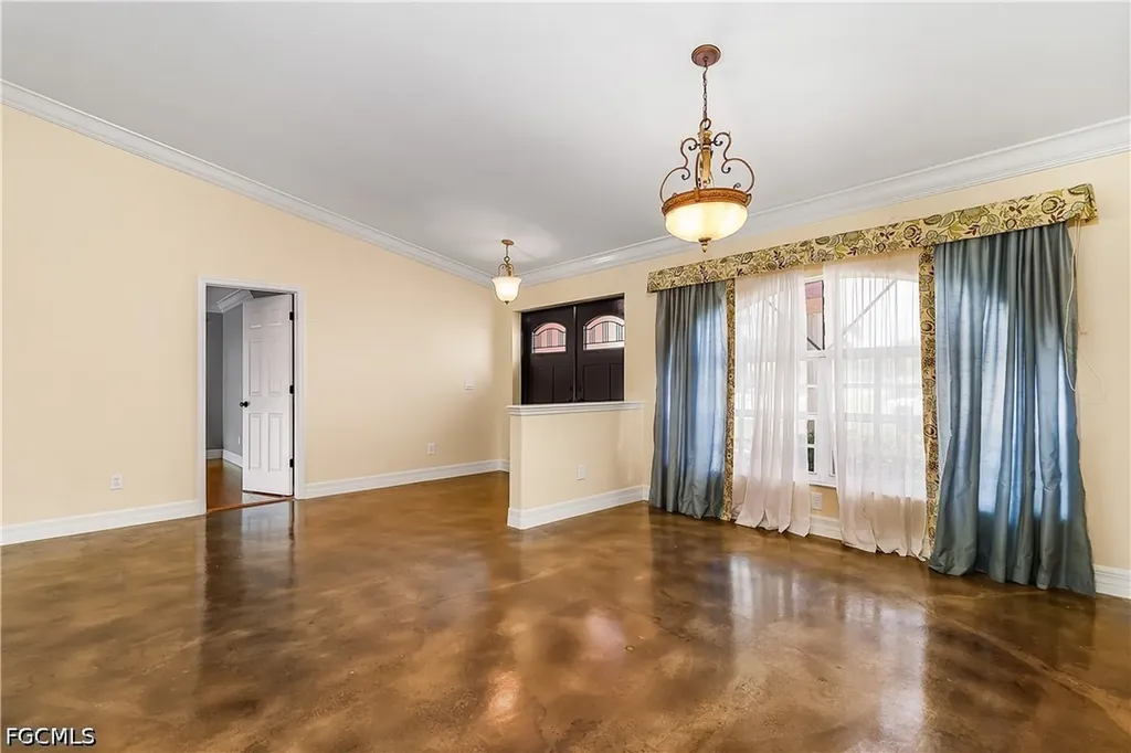 1303 SW 43rd Lane Cape Coral FL 33914