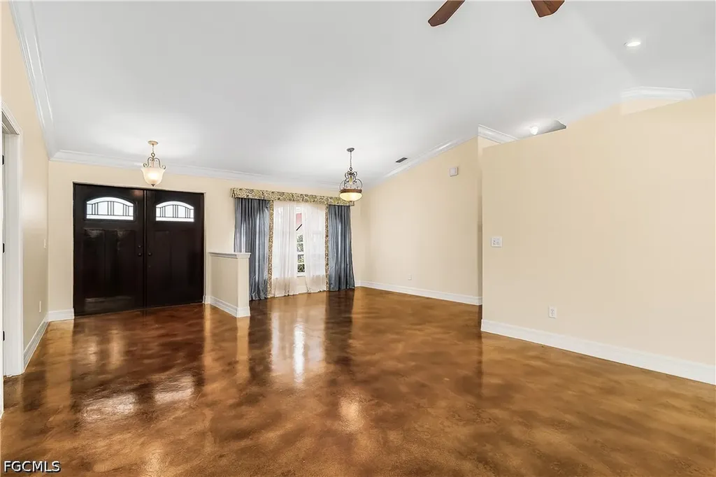 1303 SW 43rd Lane Cape Coral FL 33914