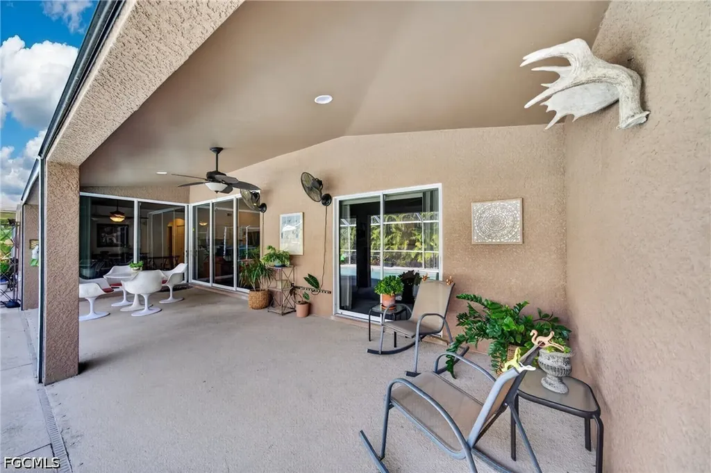 1804 SW 1st Avenue Cape Coral FL 33991