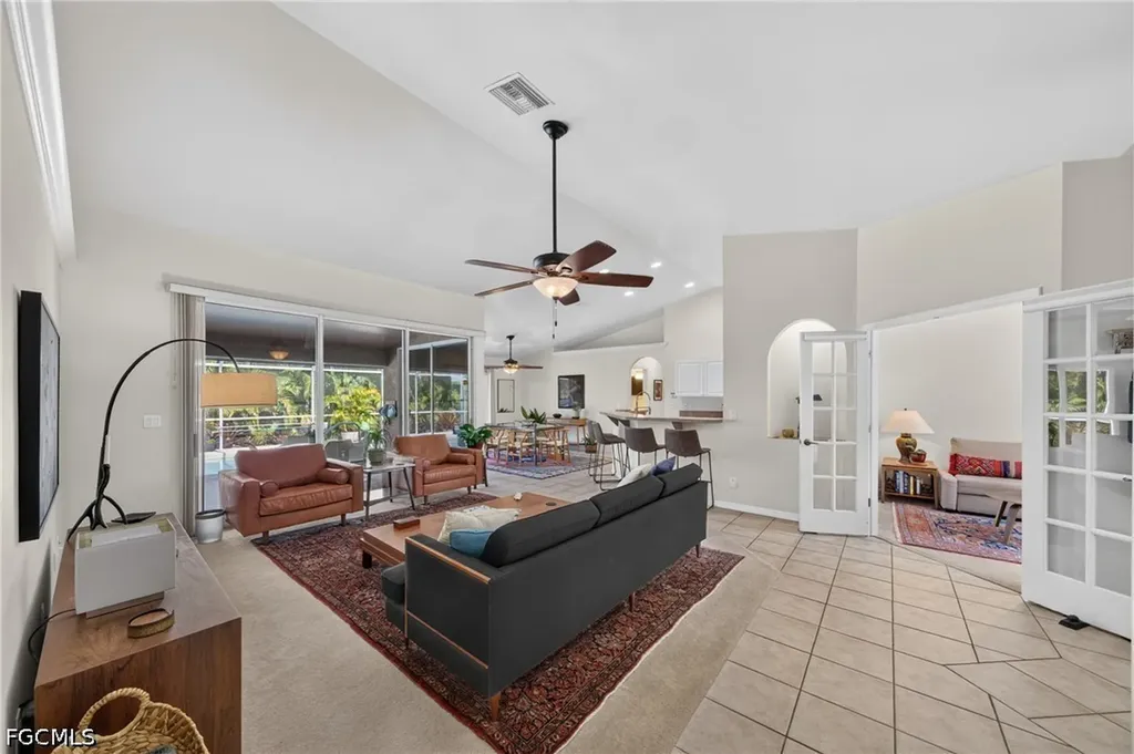 1804 SW 1st Avenue Cape Coral FL 33991