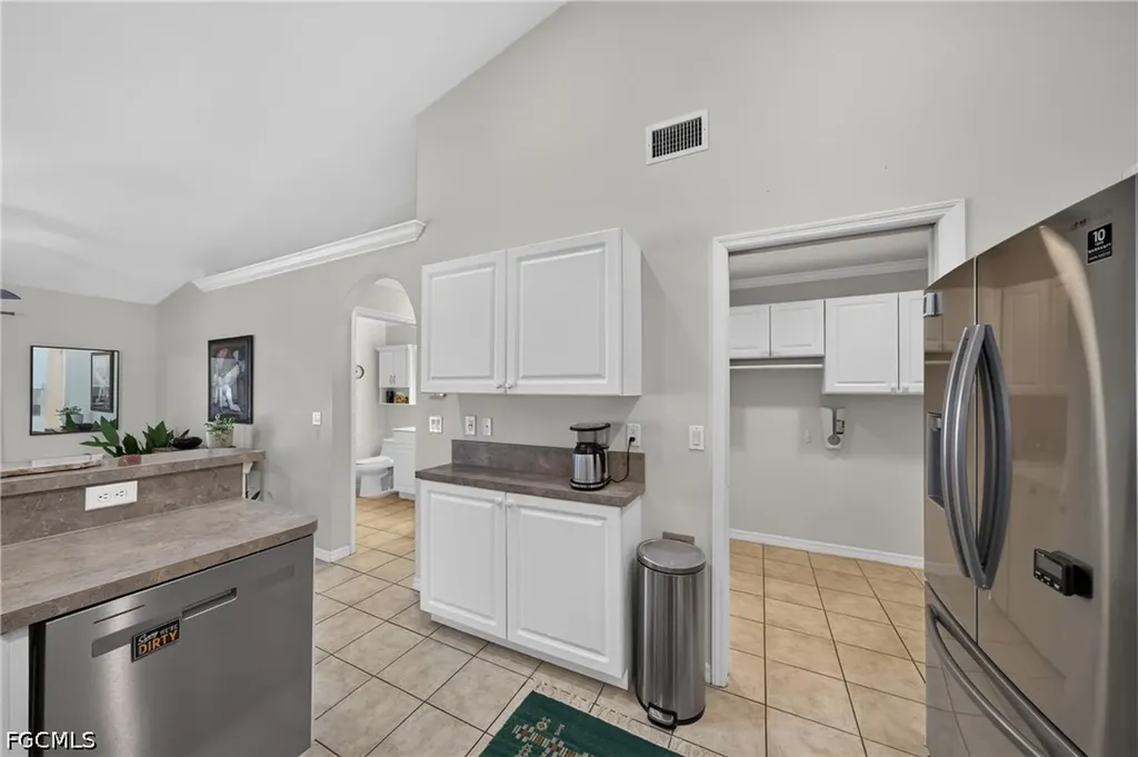 1804 SW 1st Avenue Cape Coral FL 33991