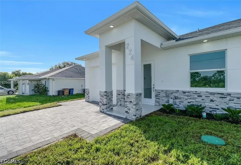 222 Pullman Street Lehigh Acres FL 33974