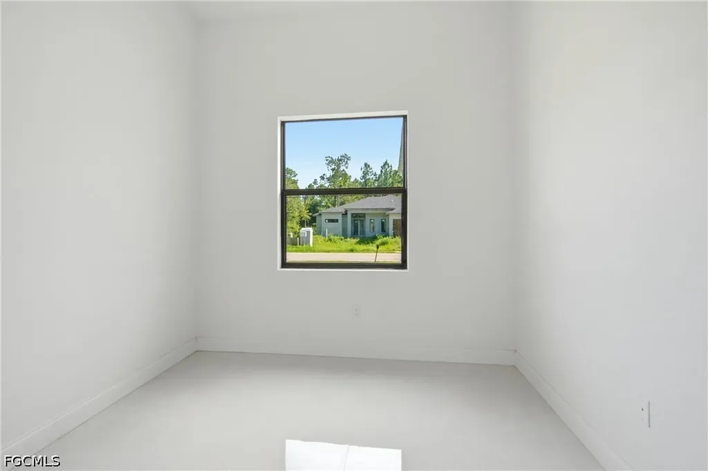 1002 E 5th Street Lehigh Acres FL 33972