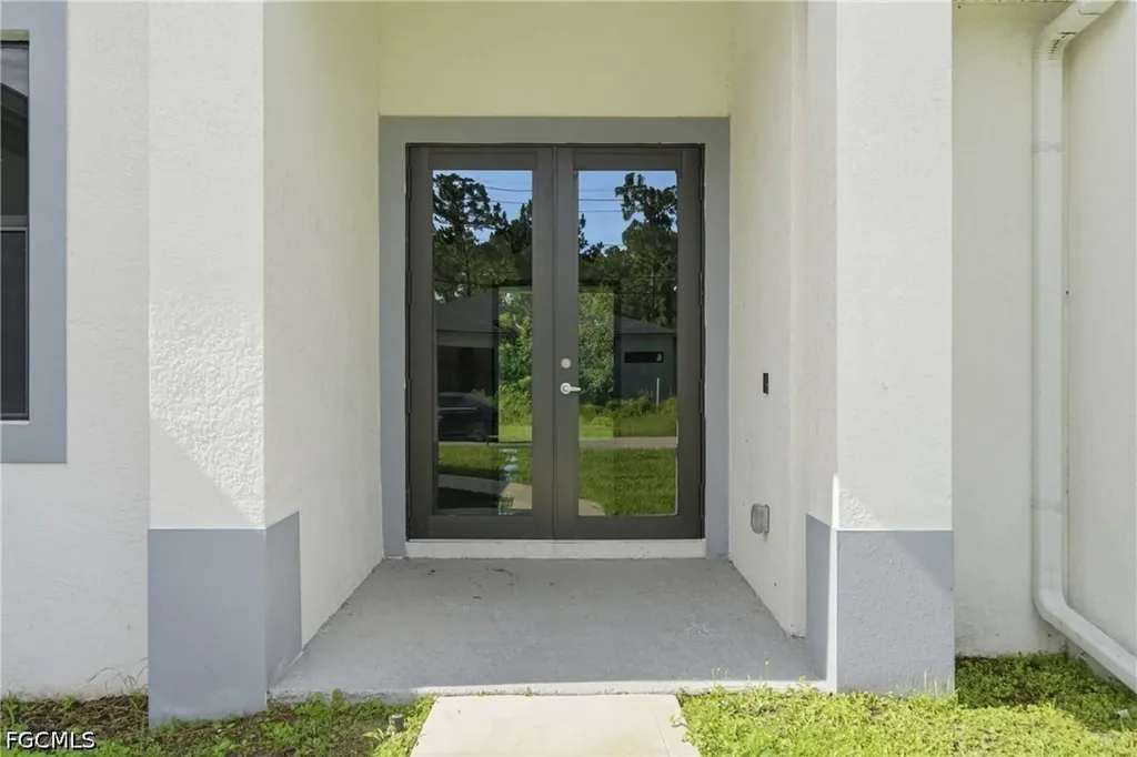 1002 E 5th Street Lehigh Acres FL 33972