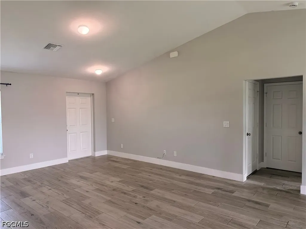 3214 NE 14th Place Cape Coral FL 33909