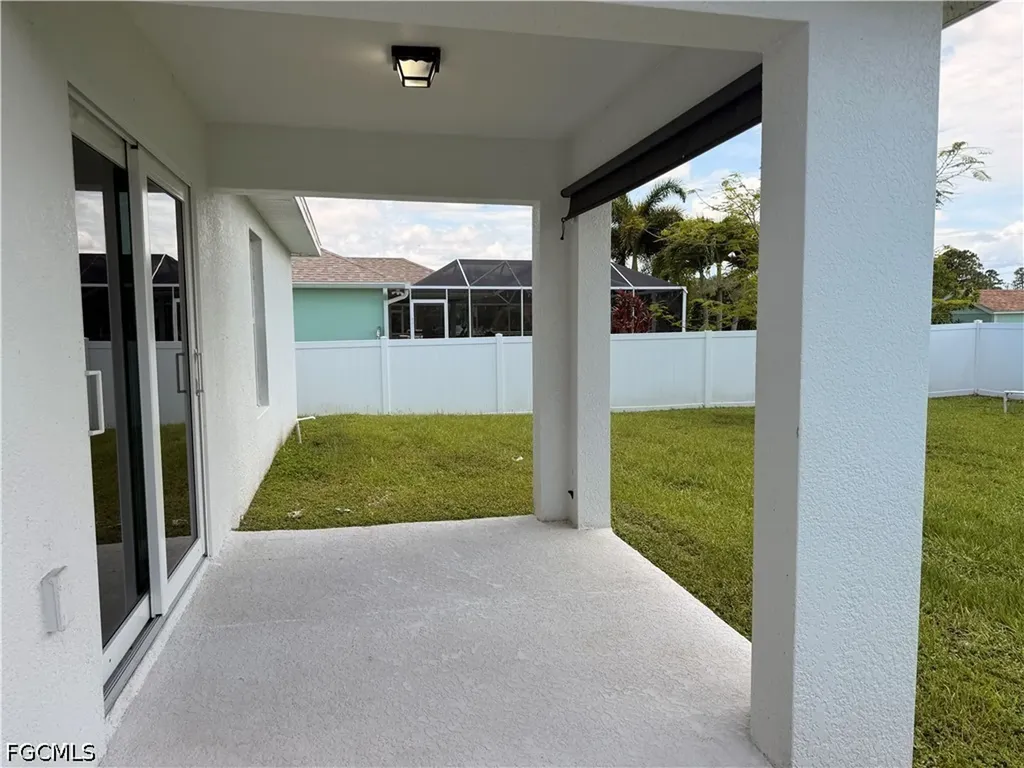 3214 NE 14th Place Cape Coral FL 33909