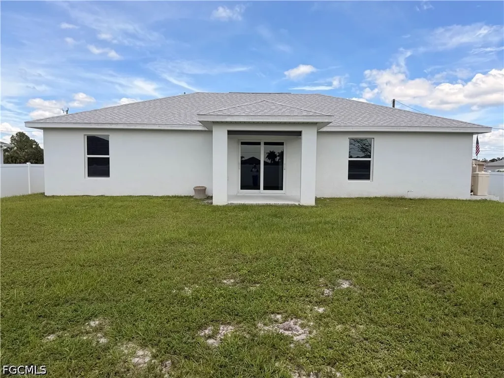 3214 NE 14th Place Cape Coral FL 33909