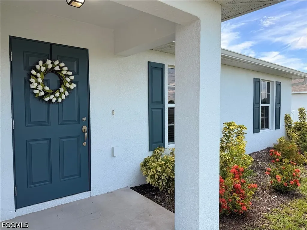 3214 NE 14th Place Cape Coral FL 33909