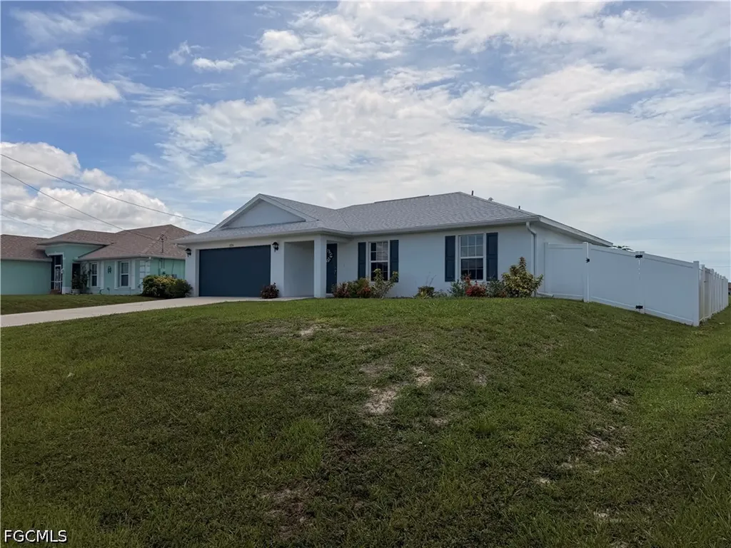 3214 NE 14th Place Cape Coral FL 33909