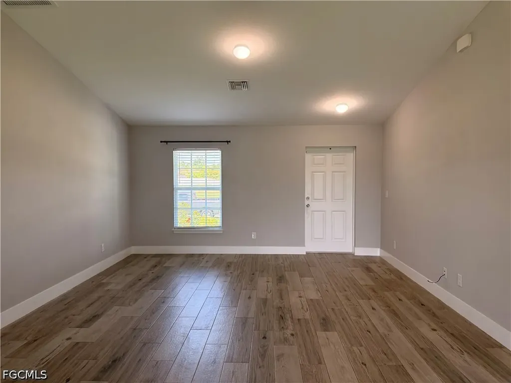 3214 NE 14th Place Cape Coral FL 33909