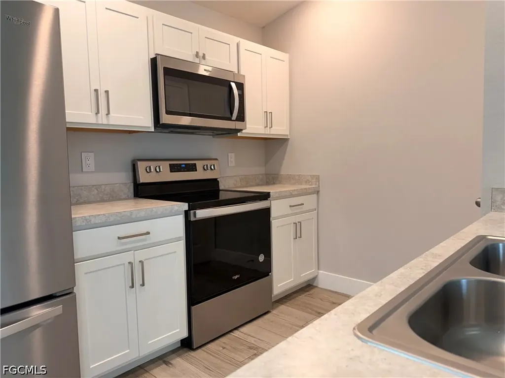 3214 NE 14th Place Cape Coral FL 33909