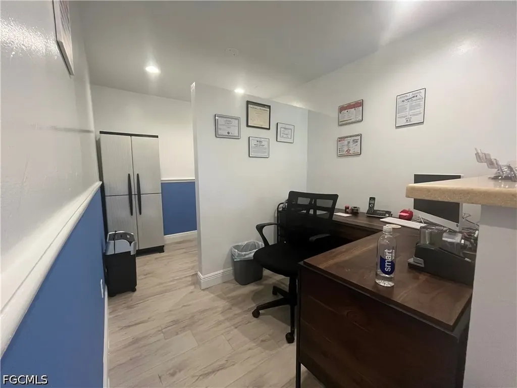 923 Del Prado Boulevard S Cape Coral FL 33990